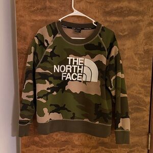 The North Face Green Camouflage Cotton Blend Crewneck Sweatshirt - Medium
